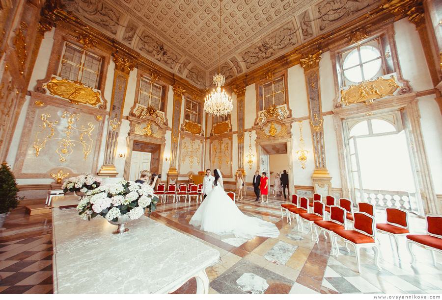 В каком стиле главный зал дворца бракосочетания
